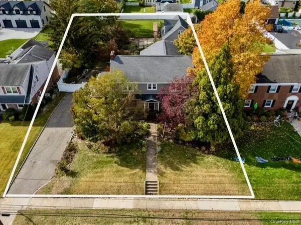 331 Mineola BLVD, Mineola, NY 11501
