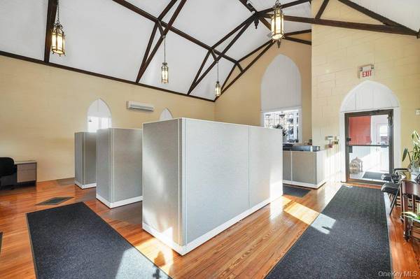27 Cleveland 1st floor ST, Valhalla, NY 10595