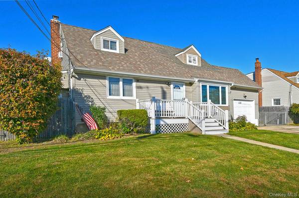 115 Old Farmingdale RD, West Babylon, NY 11704