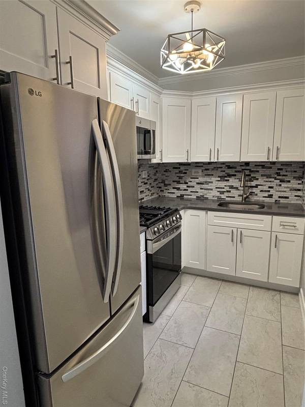 2962 Decatur AVE #4B, Bronx, NY 10458