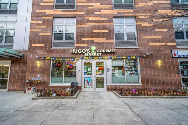 6469 Broadway, Bronx, NY 10471
