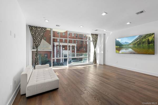 1769 E 13th ST #2B, Brooklyn, NY 11229