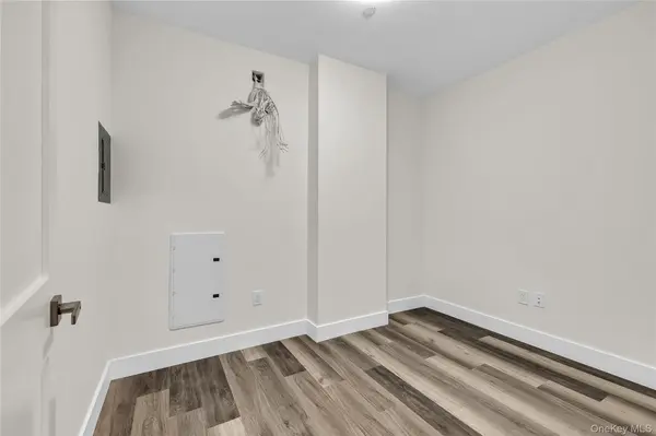 533 Greenwich ST #Lower Level, Hempstead, NY 11550