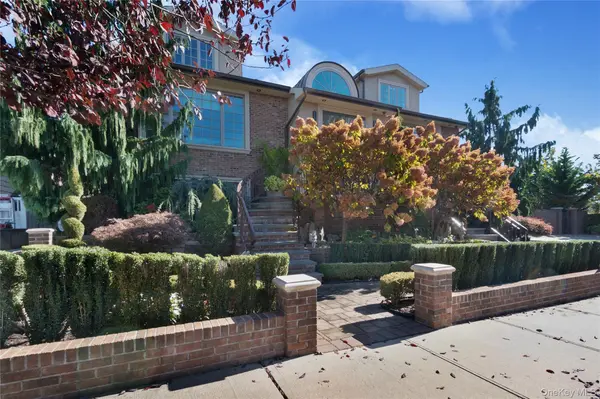 164-47 86 ST, Howard Beach, NY 11414