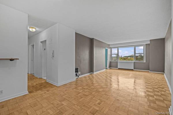2400 Johnson AVE #2F, Bronx, NY 10463
