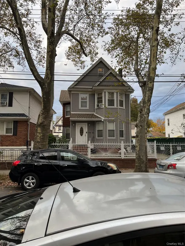10423 90th AVE, Richmond Hill, NY 11418