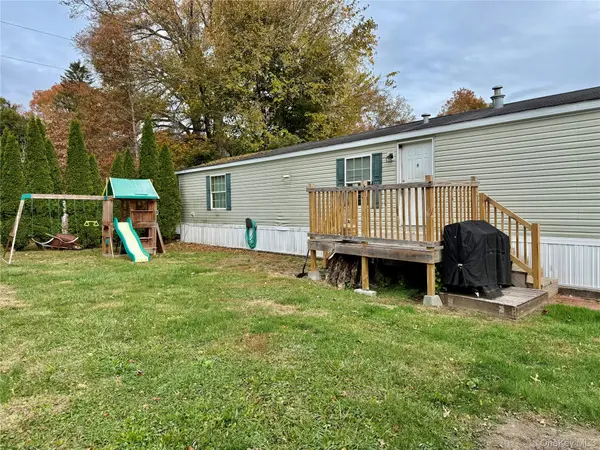 568 Gulliver TER, Walden, NY 12586