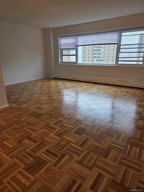 7 N Fordham Hill OVAL #12G, Bronx, NY 10468