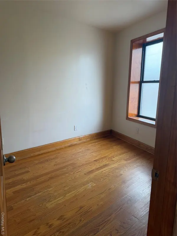 109-13 Farmers BLVD, Saint Albans, NY 11412