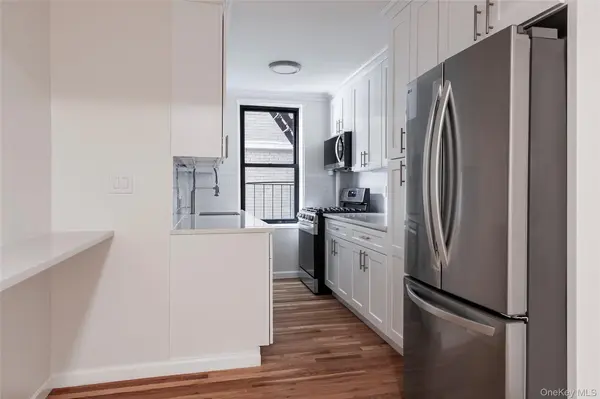 525 W 235th ST #4A, Bronx, NY 10463