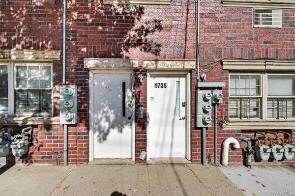1735 Mansion ST, Bronx, NY 10460
