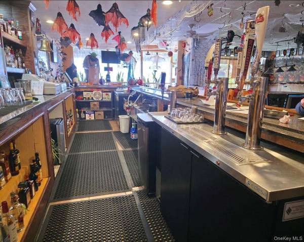 Address not disclosed, Patchogue, NY 11772