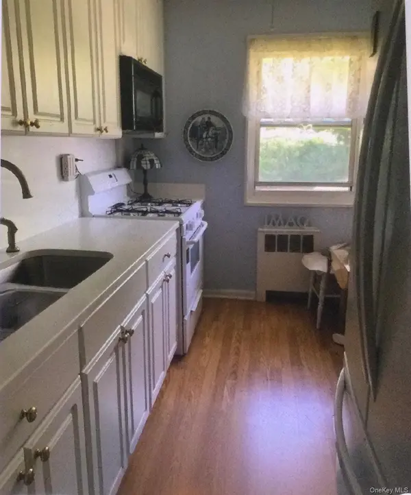 48 Dehaven #2E, Yonkers, NY 10703