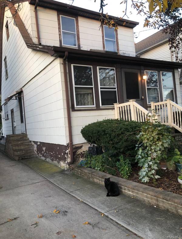 119 Pilgrim PL, Valley Stream, NY 11580