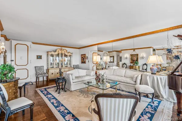 166-25 Powells Cove BLVD #19G, Beechhurst, NY 11357