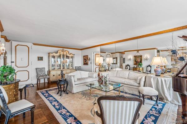 166-25 Powells Cove BLVD #19G, Beechhurst, NY 11357