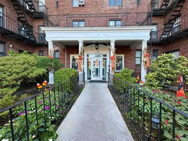 98-50 67th AVE #1B, Rego Park, NY 11374