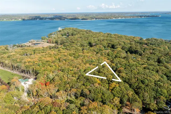 11195 N Bayview RD, Southold, NY 11971