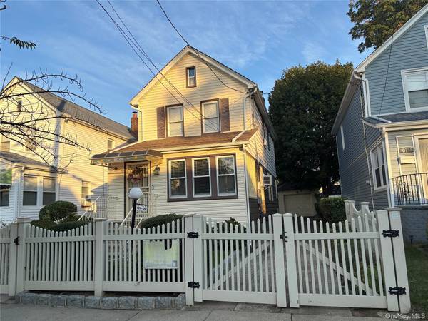 107-09 221st ST, Queens Village, NY 11429