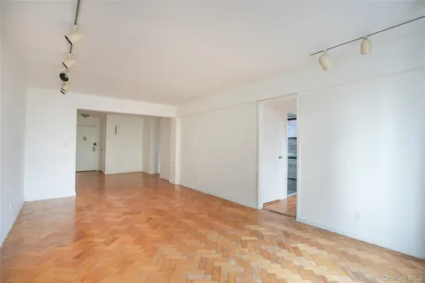 1 Remsen RD #2F, Yonkers, NY 10710