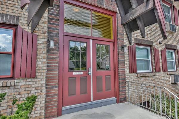 21 Normandy Village VLG #2, Nanuet, NY 10954