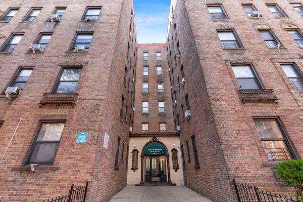 91-10 34th AVE #6K, Jackson Heights, NY 11372