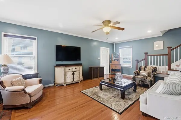160-36 99th ST, Howard Beach, NY 11414