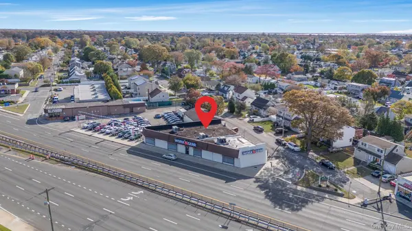 150 W Sunrise HWY, Lindenhurst, NY 11757