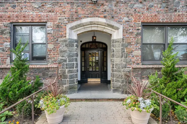 141 Woodmere BLVD #5C, Woodmere, NY 11598