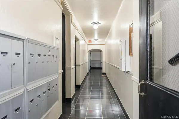 141 Woodmere BLVD #5C, Woodmere, NY 11598