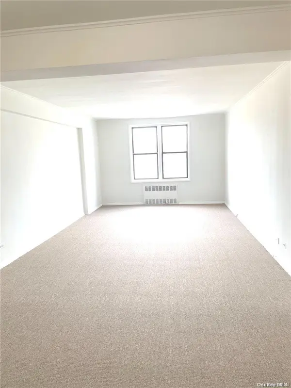 88-30 182 ST #4D, Hollis, NY 11423