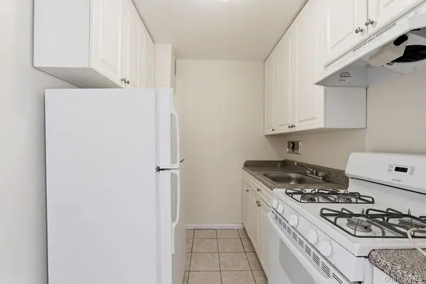 153-25 88th ST #4N, Howard Beach, NY 11414