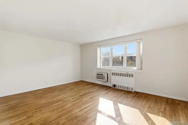 153-25 88th ST #4N, Howard Beach, NY 11414
