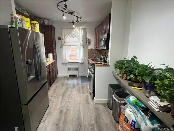 2080 Barnes AVE #4C, Bronx, NY 10462