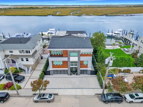 44 Bayside DR, Point Lookout, NY 11569