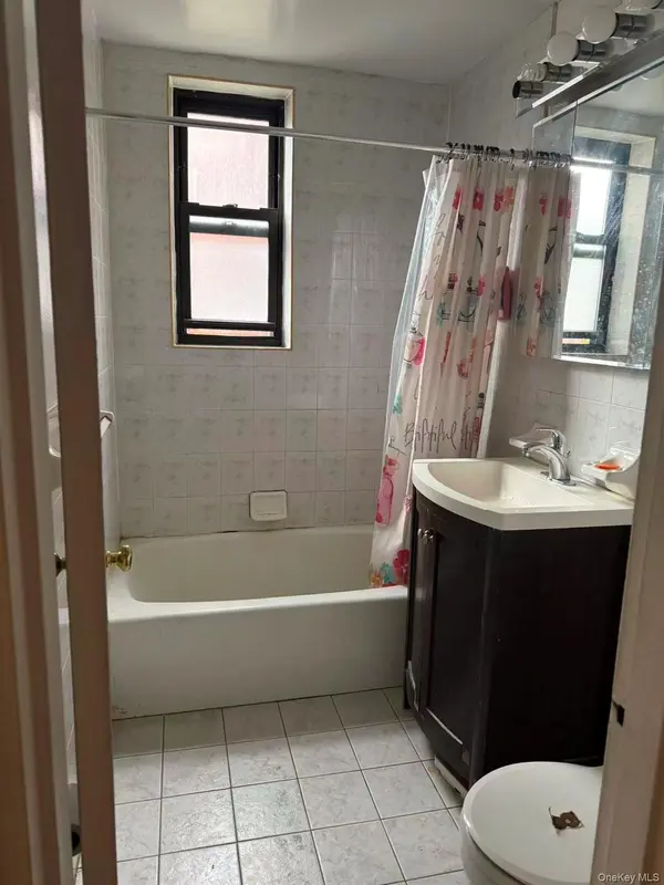 138-15 Franklin AVE #214, Flushing, NY 11355