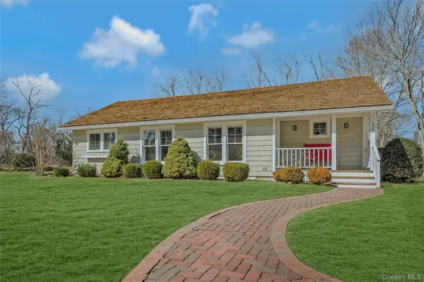 635 Strohson RD, Cutchogue, NY 11935