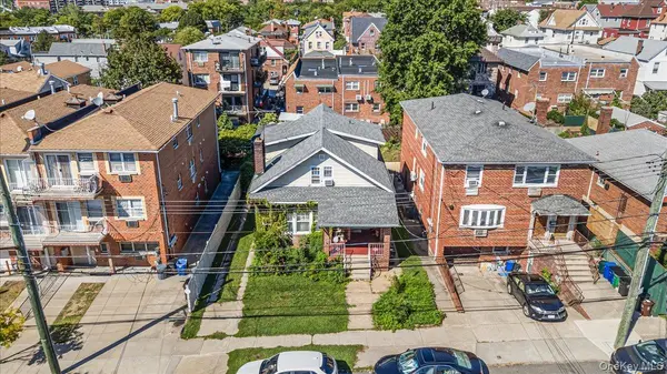132-19 58th AVE, Flushing, NY 11355