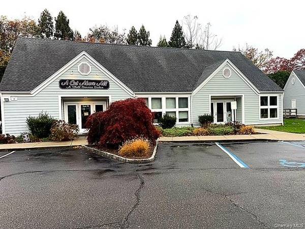 487 Main RD #B, Aquebogue, NY 11931