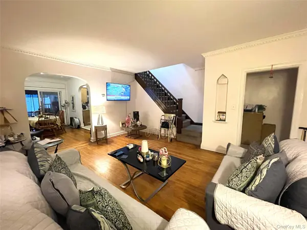 3035 82nd ST, East Elmhurst, NY 11370