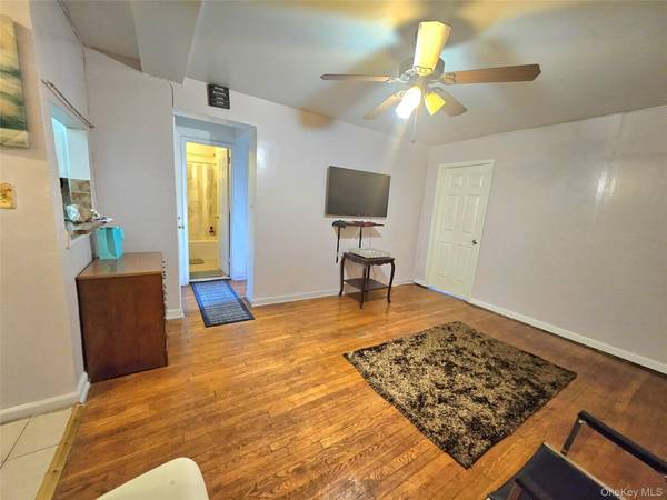 87-70 173 Street #6H, Jamaica, NY 11432