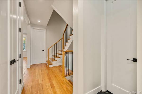 17 Lazer CT #202, Spring Valley, NY 10977