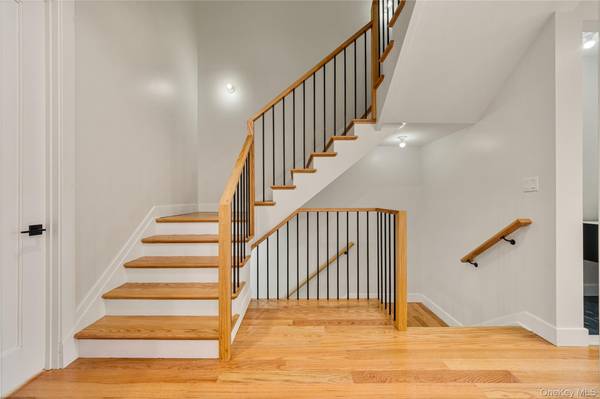 17 Lazer CT #202, Spring Valley, NY 10977