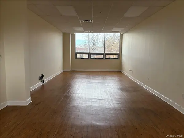 192-14 Northern BLVD, Flushing, NY 11358
