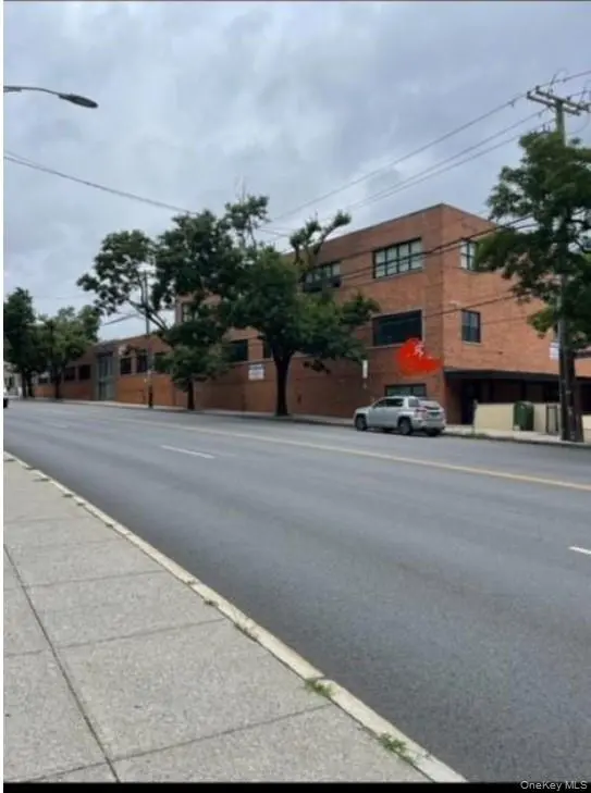 949-955 YONKERS AVE, Yonkers, NY 10704