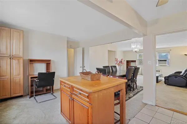 155-27 89th ST #27, Howard Beach, NY 11414