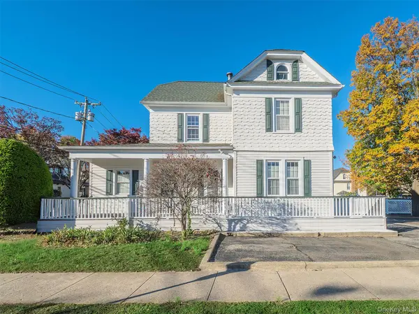 17 S Maryland AVE, Port Washington, NY 11050