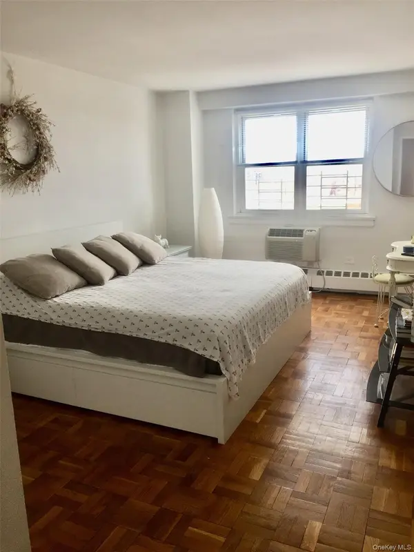 89-00 170 ST #6G, Jamaica Hills, NY 11432