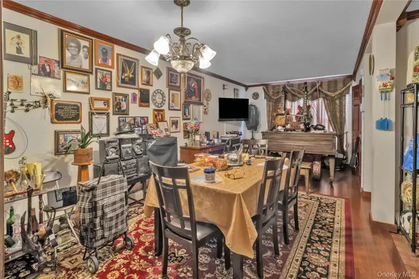 221 Macdougal ST, Brooklyn, NY 11233