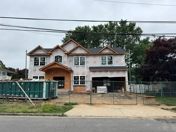 63 Church ST, Syosset, NY 11791